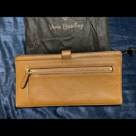 Vera Bradley passport wallet. Like new. - Picture 3 of 3